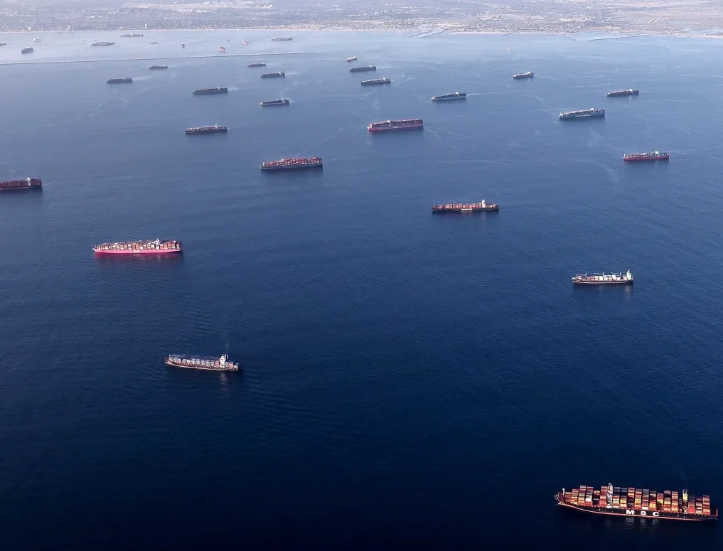 Reshoring vs. Global Manufacturing: A Clear-Cut Answer